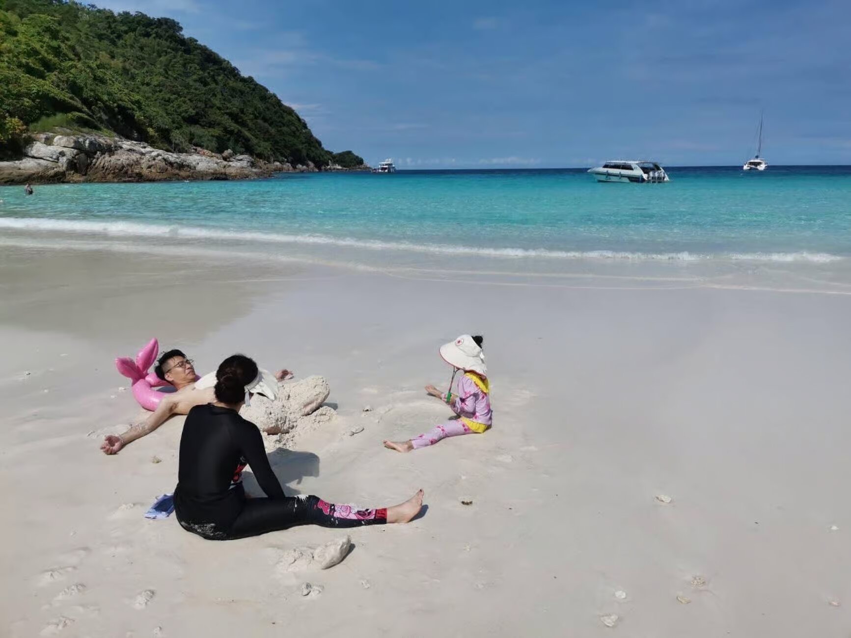 Property Image 6, Ship Image, BookMe Accommodation, Comfortable Stay, Affordable Prices.