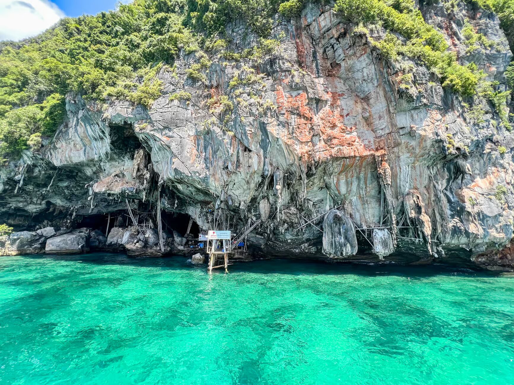 Property Image 10, Ship Image, BookMe Accommodation, Comfortable Stay, Affordable Prices.