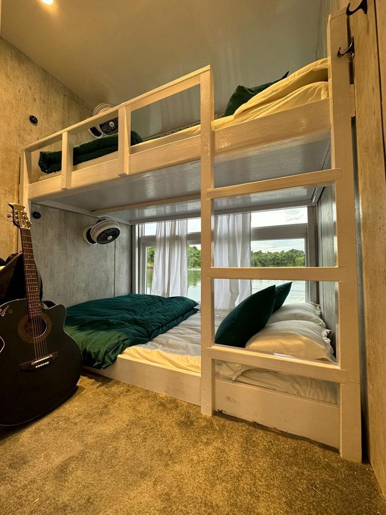 Property Image 9, Ship Image, BookMe Accommodation, Comfortable Stay, Affordable Prices.