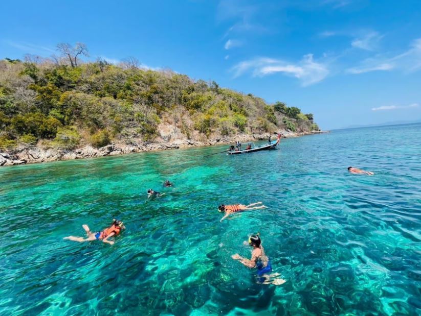 Image of Racha and Banana Beach by Speedboat with Lunch tour package, BookMe Tour Package, Travel with BookMe, Exciting Tour Packages Available, Affordable Prices.
